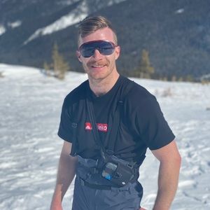 Meet your Posher, Cameron